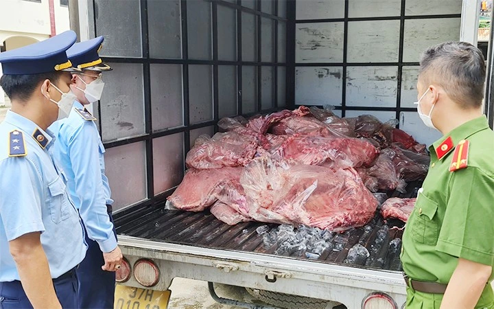 Mạnh tay ngăn chặn thực phẩm bẩn