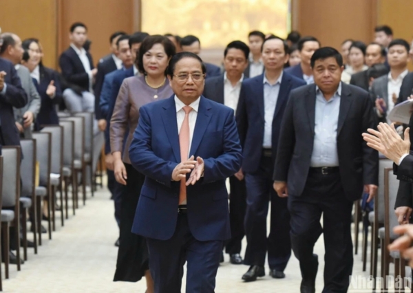 [Ảnh] Thủ tướng chủ trì Hội nghị triển khai nhiệm vụ điều hành chính sách tiền tệ năm 2024