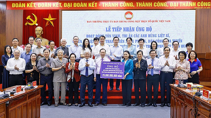 Tiếp nhận hàng chục tỷ đồng tri ân người có công trực tiếp tham gia Chiến dịch Điện Biên Phủ