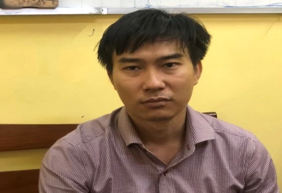Bắt khẩn cấp một bác sĩ giết người, rồi phân xác phi tang