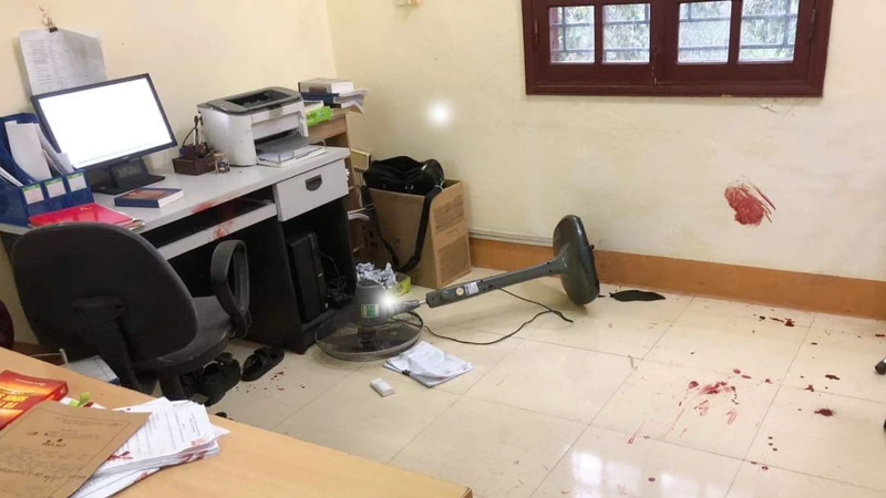 Phó Chánh án Tòa án nhân dân huyện Cam Lộ ở Quảng Trị bị đâm trọng thương