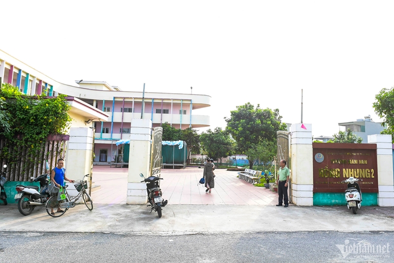 Xe đưa đón học sinh: Cần giải pháp toàn diện