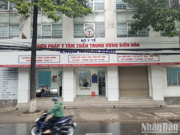 Bắt nguyên Viện trưởng và 6 bác sĩ, điều dưỡng Viện Pháp y tâm thần Trung ương Biên Hòa