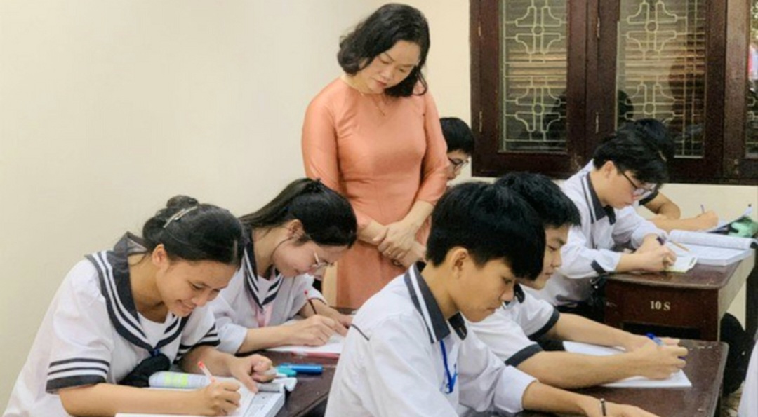 Giáo viên dạy thêm đóng thuế như thế nào?