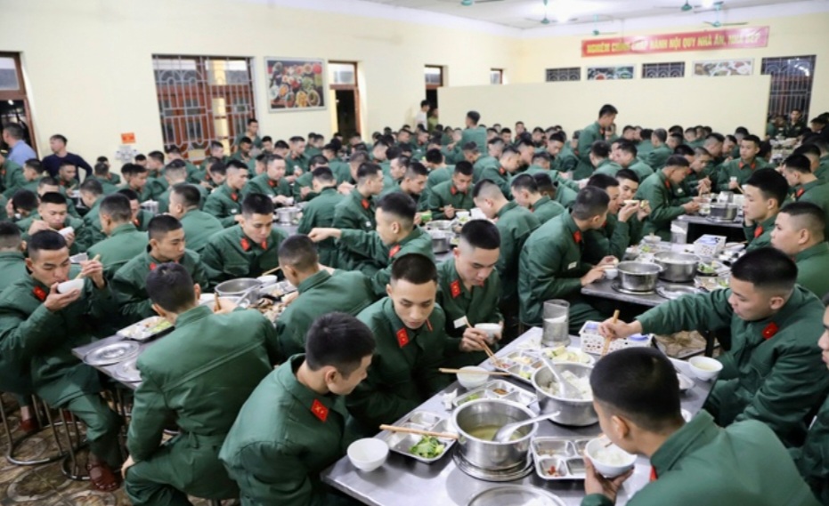 Những bước chân đầu tiên trong quân ngũ