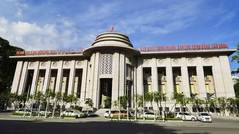 Xử lý nghiêm các ngân hàng cạnh tranh lãi suất không lành mạnh