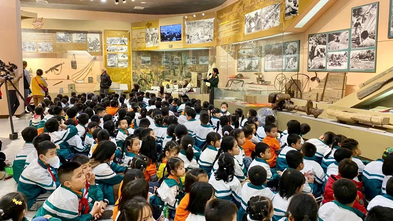 Những kỷ vật chưa bao giờ cũ