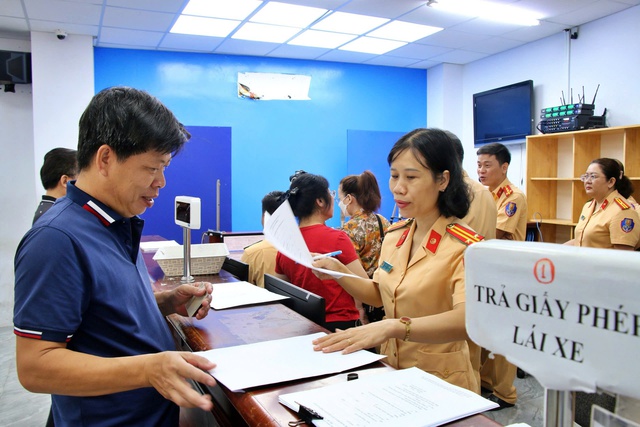 Công an TPHCM phân cấp đăng ký, cấp biển số xe cho công an các phường, xã, thị trấn
