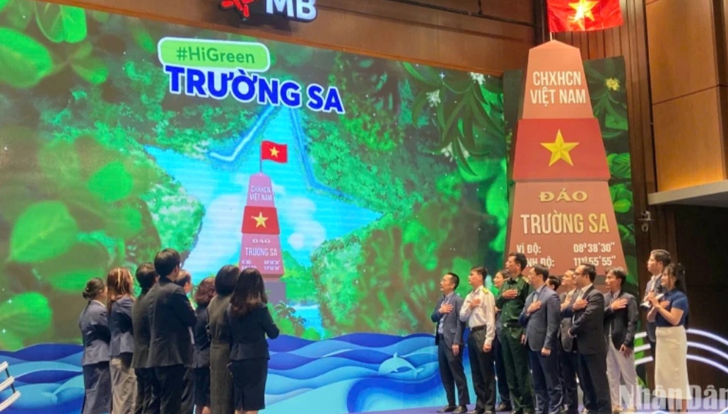 Chung tay góp một triệu cây xanh cho Trường Sa thân yêu