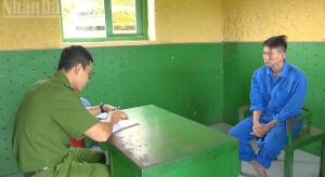 Bắt đối tượng cướp dùng dao tấn công 2 cha con trong đêm