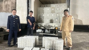 Quảng Ninh: Bắt vụ vận chuyển gần 30 nghìn quả trứng vịt lộn không rõ nguồn gốc