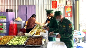 “Bếp ăn 0 đồng” hỗ trợ 500 suất ăn miễn phí cho người dân có hoàn cảnh khó khăn