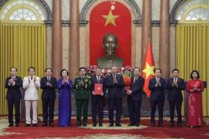 Tổng Bí thư, Chủ tịch nước Tô Lâm trao quyết định bổ nhiệm các thành viên Chính phủ nhiệm kỳ 2026-2031